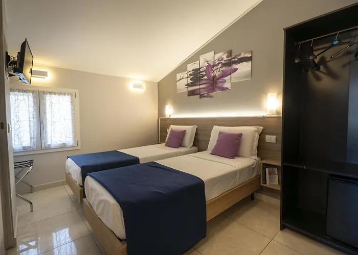 Orchidea For Tourists Hesperia Hosp Pensjonat *