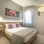 Affittacamere Orchidea For Tourists Hesperia Hosp *