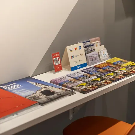 בית הארחה Orchidea For Tourists Hesperia Hosp מודנה