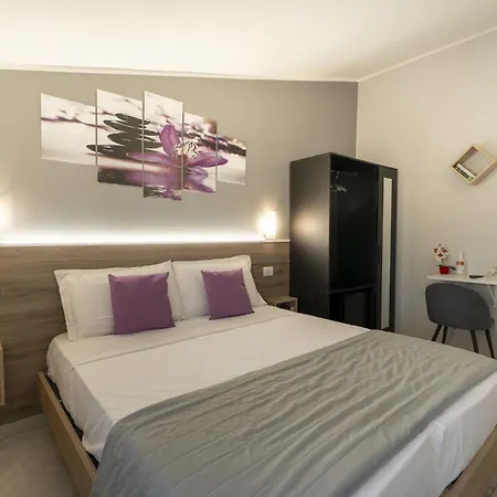 Orchidea For Tourists Hesperia Hosp בית הארחה *