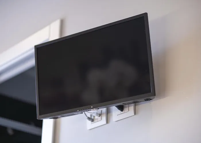 Pensión Orchidea For Tourists Hesperia Hosp Módena