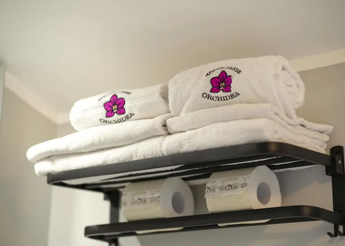 Orchidea For Tourists Hesperia Hosp Vendégház Modena